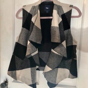 Black and white checkered wool Gap vest
